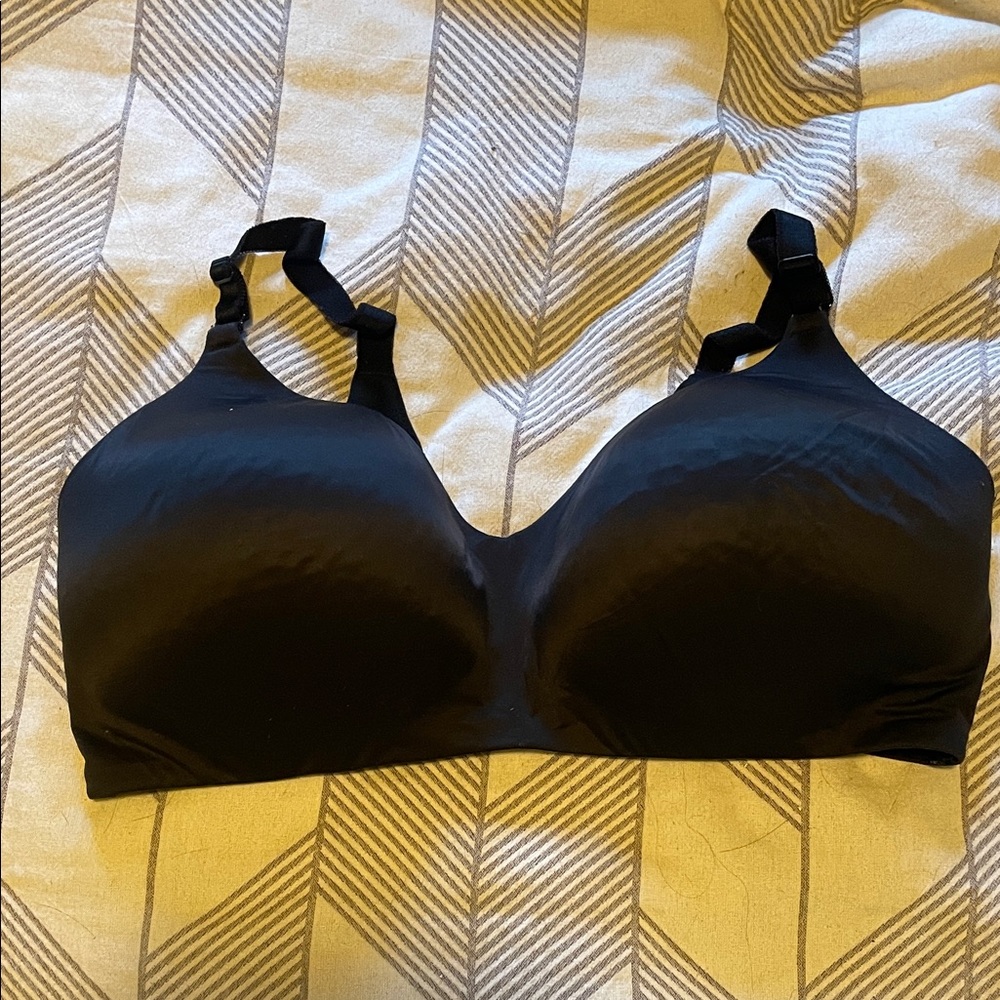 Torrid Curves Black Bra 40DDD wire free